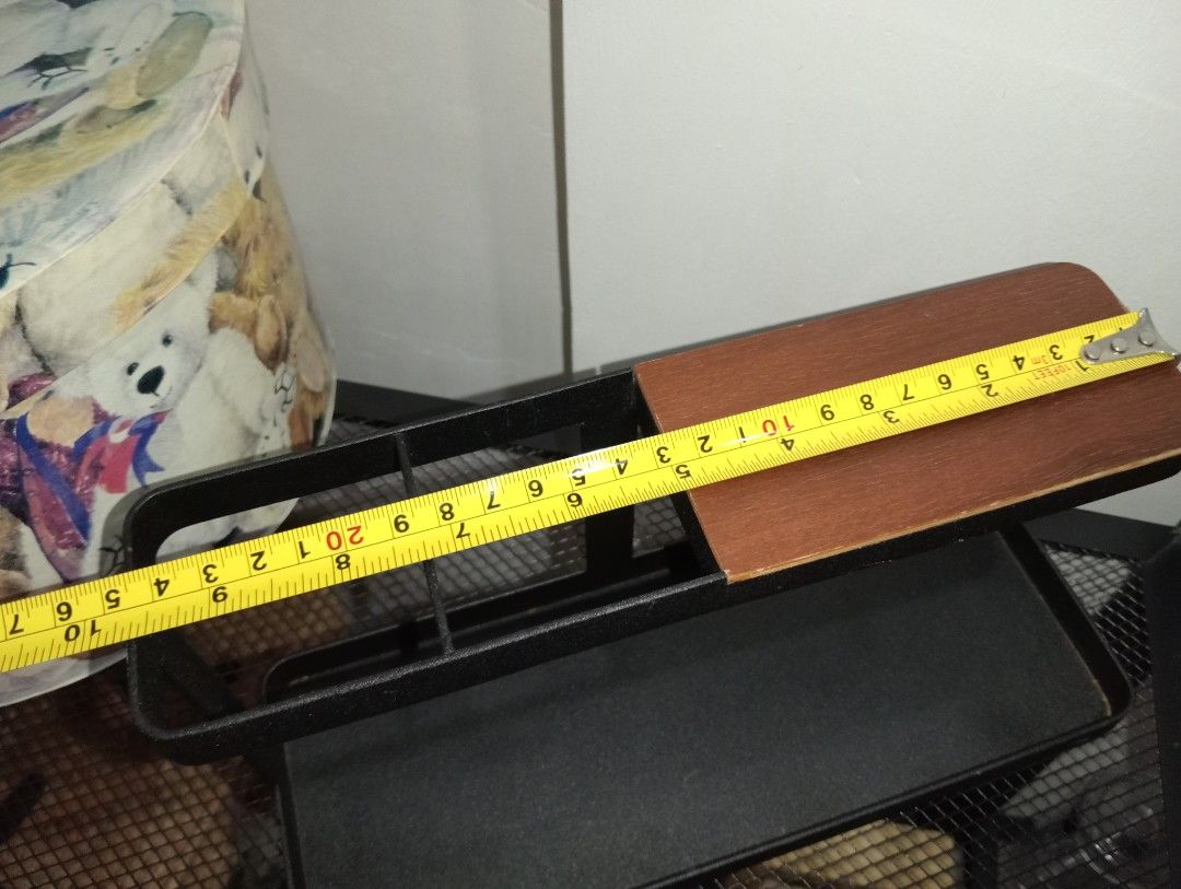 (SOLID) METAL DESK ORGANIZER, LESS ₱50 SA OLD BUYER (Category: Accessory Holder, Box & Organizers) located in Kawit. Submitted by gieclutter (Listing ID 1469790080, Image 3). Description: Flakers and joy reservers are 𝗻𝗼𝘁 𝗮𝗹𝗹𝗼𝘄𝗲𝗱 Actual photos, sized precisely Verify item's dimensions first All sales are final—no returns, exchanges, or refunds 𝗖𝗢𝗡𝗗𝗜𝗧𝗜𝗢𝗡: ・has minor scratches 𝗟𝗢𝗖𝗔𝗧𝗜𝗢𝗡: Kawit, Cavite 𝗠𝗢𝗣: 𝗣𝗙/NO COD I