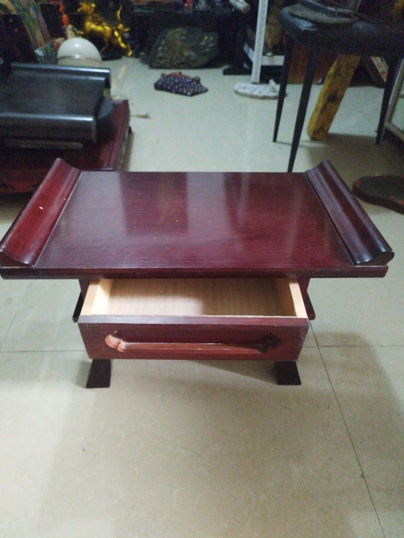 Solid Rosewood altar table (Category: Vintage Collectibles) located in San Rafael. Submitted by jflshoppe1989 (Listing ID 1469800909, Image 2). Description: lenght 19 inches withd 11 inches height 12 inches as is condition.