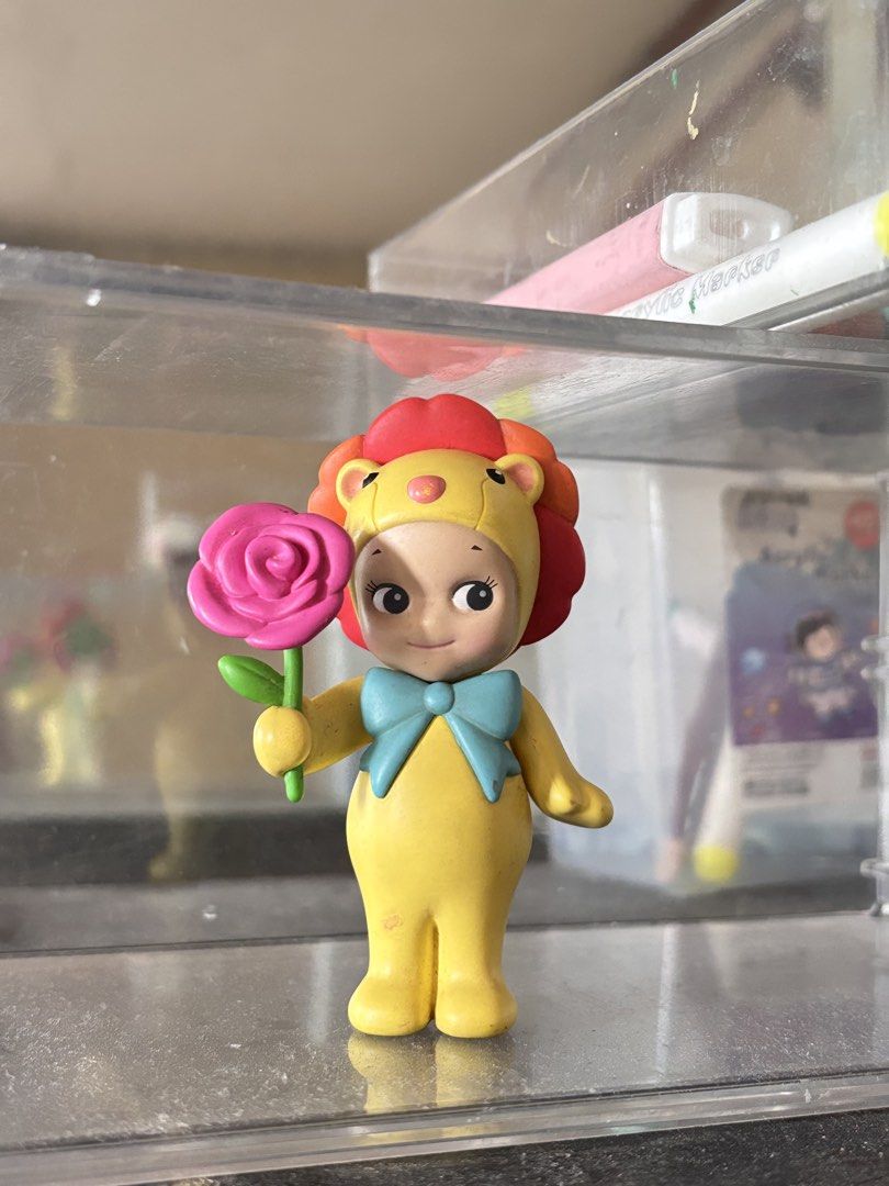 Sony angel - flower gift (Category: Designer & Blind Box Toys) located in Manila. Submitted by dragonleo_08202000 (Listing ID 1469821716, Image 3). Description: .