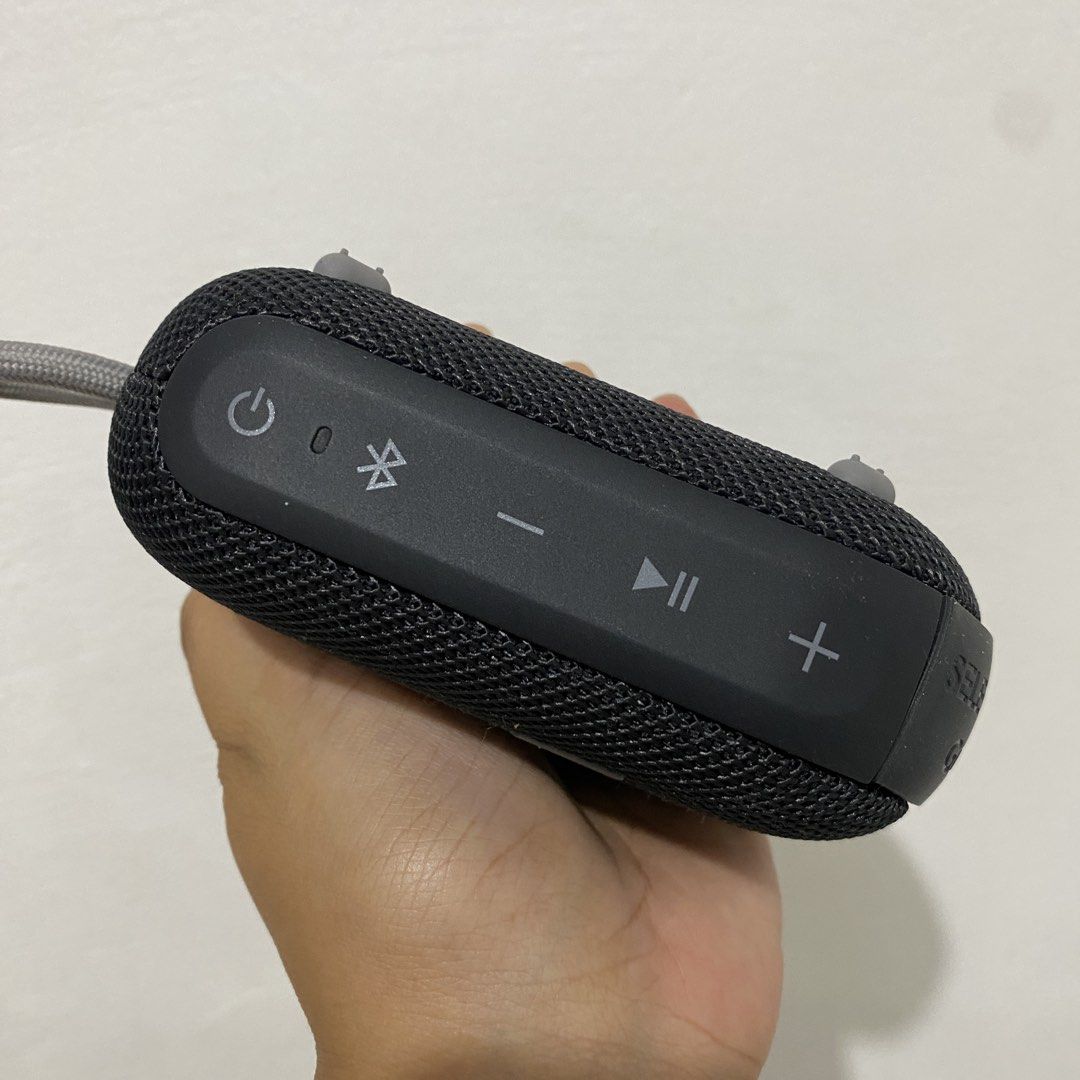 Soundcore Select 4 Go (Category: Soundbars, Speakers & Amplifiers) located in Santa Rosa. Submitted by anghjklica (Listing ID 1469910409, Image 2). Description: Bought September 26 No box and charger.