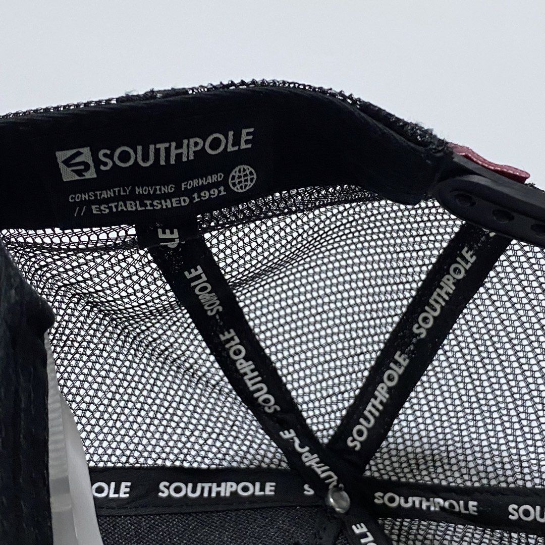 south pole trucker hat (Category: Caps & Hats) located in Quezon City. Submitted by hatlocker (Listing ID 1469848419, Image 3). Description: 700 shipped dm.