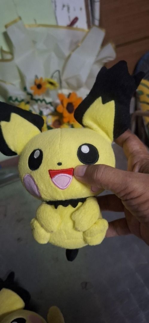Spiky-eared Pichu – Pokemon Plush (Category: Plushies & Soft Toys) located in Paombong. Submitted by revox.store (Listing ID 1469893013, Image 1). Description: Pokemon • Spiky-eared Pichu • Plush Included: ✓ Spiky-eared Pichu plush with signature 3-notched left ear Flaws: • Cloth tush tag has been cut/removed • Light surface lint from storage 📍 On-hand (Paombong, Bulacan) 🚚 Ships nationwide, dispatched within 3–5 days after payment 📢 Shipping 