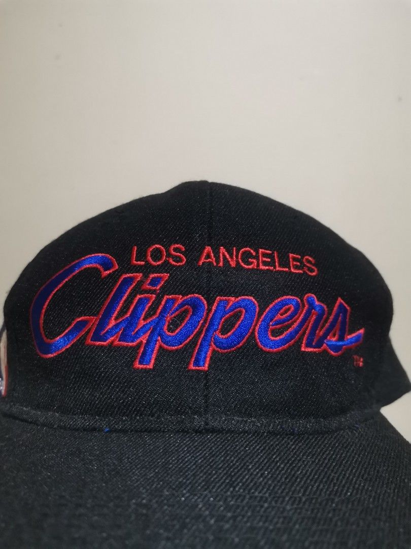 SS clippers dline (legit) (Category: Caps & Hats) located in Davao. Submitted by marcio17 (Listing ID 1469858026, Image 2). Description: Verygood condition Needwash Issue : yellowish sa sweatband. Kayo na maglaba and reshaped. 9500 freeshipping only.
