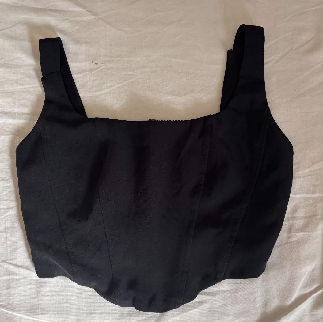 Stradivarius Bustier Corset Black Crop Top (Category: Sleeveless) located in Binan City. Submitted by myprelovedhaul (Listing ID 1469768591, Image 3). Description: fits xxs to xs! last price posted!.