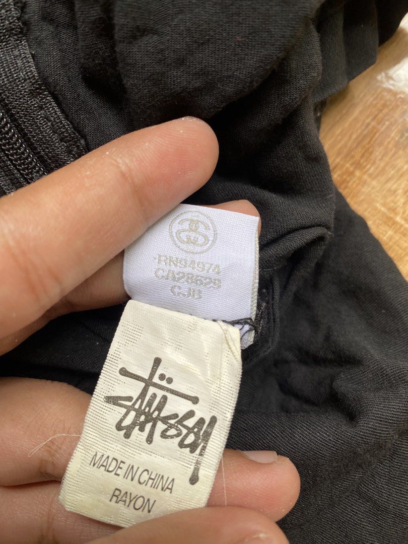 Stussy (Category: Jumpsuits) located in Binalbagan. Submitted by johncarlocaalim (Listing ID 1469837182, Image 3). Description: Size Small Excellent condition No issue.