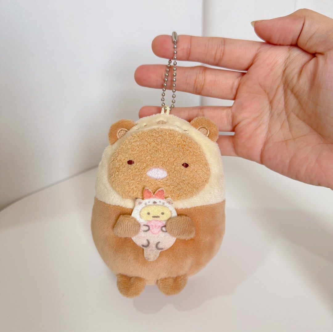 Sumikkogurashi Tonkatsu Bear Charm San-c (Category: Plushies & Soft Toys) located in Manila. Submitted by ashyyel_ (Listing ID 1469923037, Image 1). Description: .