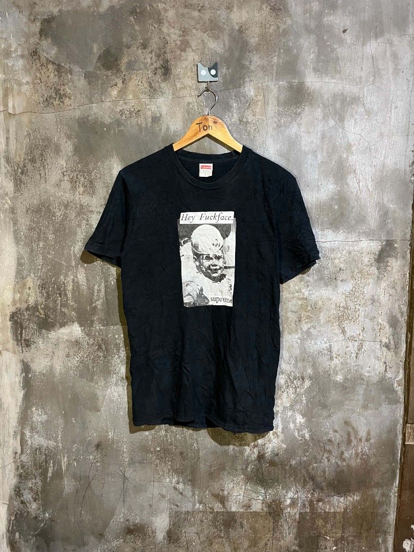 Supreme fckface tee (Category: Activewear) located in Andop. Submitted by tonthrift_st (Listing ID 1469937514, Image 1). Description: Supreme Fckface tee Excellent condition Size Small on tag Dimes W18 L28 Minimal hairlines check pic 🏷️📥 📍Kapalong, Davao del Norte.