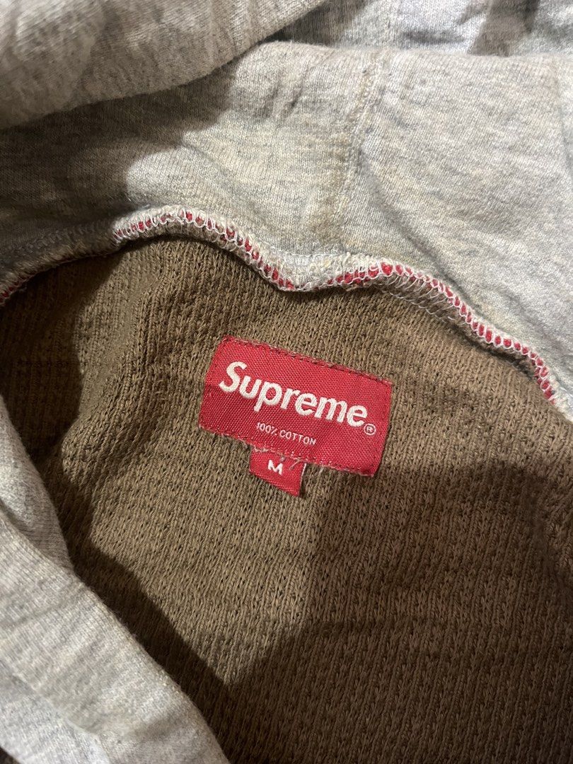 Supreme Hooded Camo Ringer Jacket FW17 (Authentic) (Category: Coats, Jackets and Outerwear) located in Zamboanga. Submitted by youngstunna777 (Listing ID 1469908783, Image 2). Description: authentic very excellent no main issue condition 9.5/10.