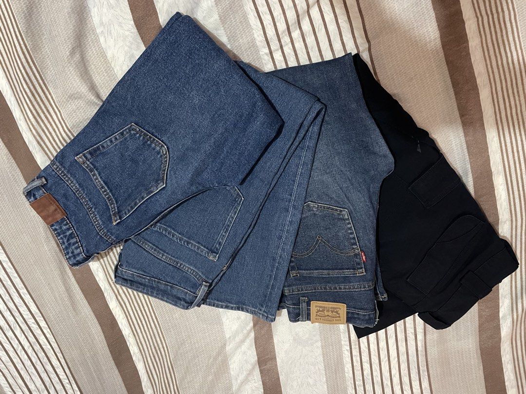 TAKE ALL JEANS (Category: Jeans) located in Baguio. Submitted by xyksscollection2600 (Listing ID 1469946128, Image 2). Description: TAKE ALL‼️‼️ ORIGINAL JEANSS LEVIS AUHTENTHIS JEANS 5.11 Tactical jeans Size 25-26 payment first gcash /maribank .