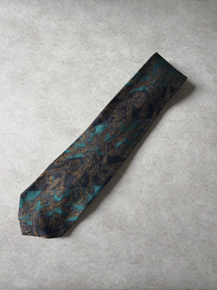 Taya Ginza Japan Necktie (Category: Ties) located in Pasig City. Submitted by chamoisee (Listing ID 1469802927, Image 1). Description: Taya Ginza Japan Necktie .