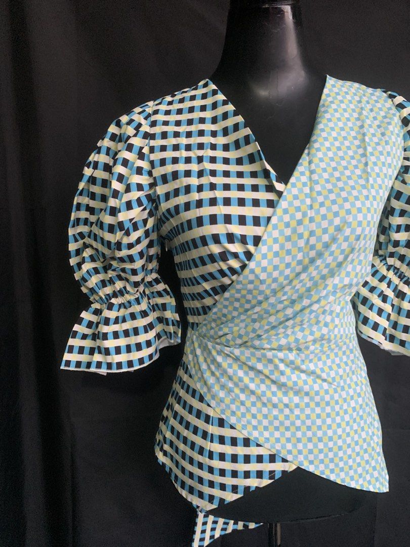 Teal Wrap-up Formal Top (Category: Blouses) located in Manila. Submitted by kwentoatkasuotan (Listing ID 1469879114, Image 3). Description: Size: Medium Body Frame Issue: None Color Rate: 10/10 Condition: 10/10.