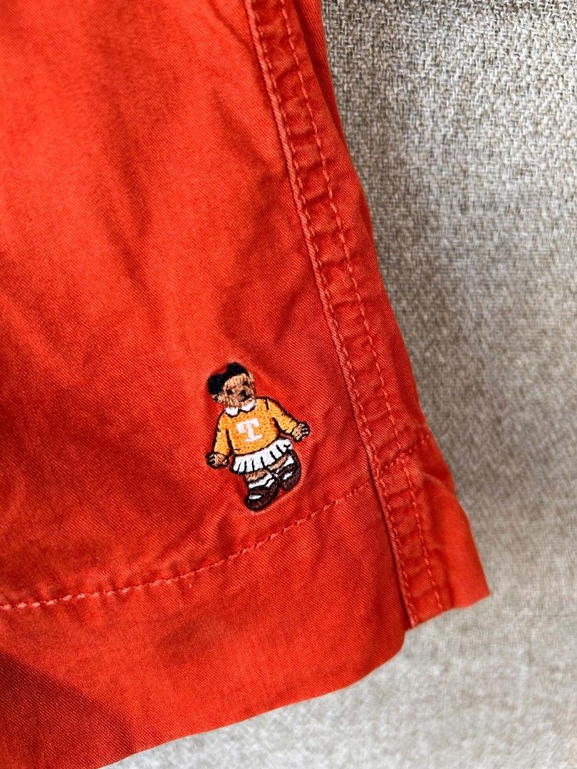Teenie Weenie shorts (Category: Shorts) located in Alicia. Submitted by glambercena (Listing ID 1469818635, Image 3). Description: waist: 30"-31" length: 15".