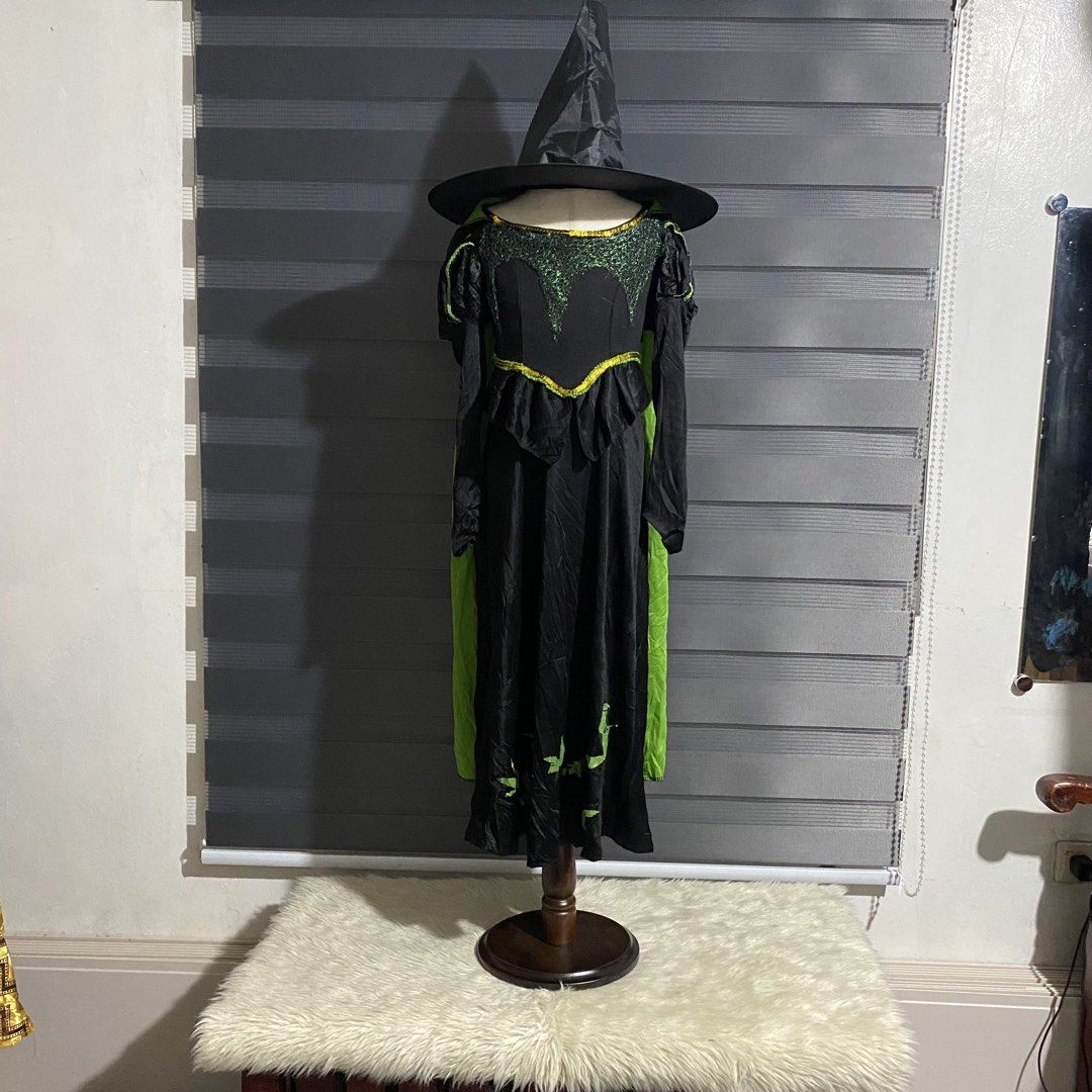 Teens WICKED WITCH Costume (Category: Everything Else Others) located in Caloocan City. Submitted by discusonlineshop (Listing ID 1469859874, Image 2). Description: Set with Hat 10-12 y.