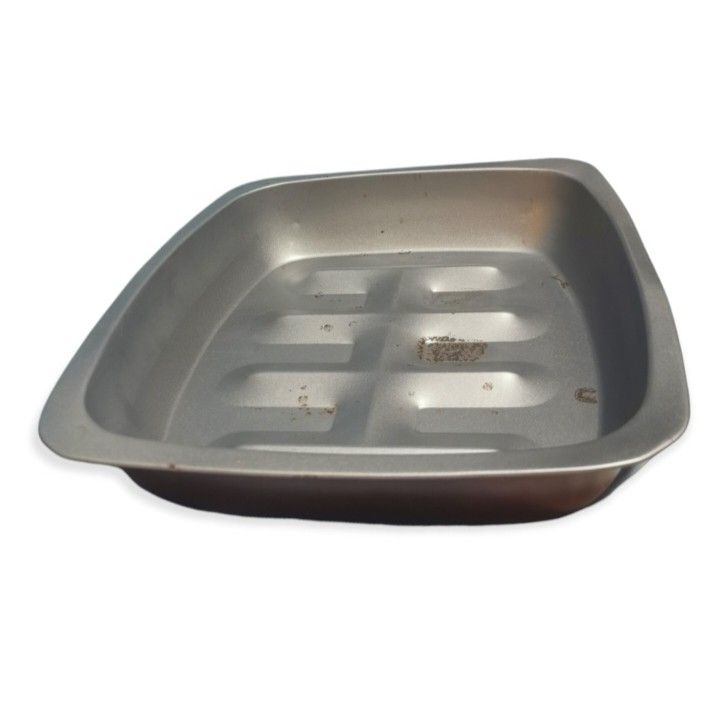 TEFAL Large Non-Stick Rectangular Roasting & Baking Pan (34.5 x 28.5 x 6 cm) (Category: Bakeware) located in Antipolo. Submitted by rielapreloved (Listing ID 1469936989, Image 3). Description: ​✨ TEFAL Large Non-Stick Roasting & Baking Pan ✨ ​A durable, heavy-duty rectangular baking pan from Tefal featuring a metallic silver non-stick interior grid base and a vibrant deep red exterior. Great for roasting meats, baking chicken, casseroles, brownie