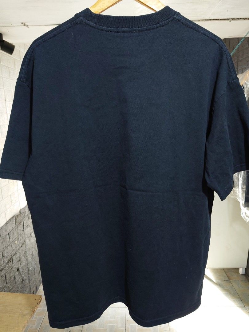 The North Face (minimalist design) (Category: Tshirts & Polo Shirts ) located in Paranaque City. Submitted by emzeicool48572 (Listing ID 1469836034, Image 2). Description: Size: Large to XL (23.5x30 inch) Material: Heavy Cotton Crew Neck Color: Black color rate: 9/10 Condition: 9/10 📍Tambo Paranaque 💸Payment: Pay Maya only 📦🚚 Delivery: Lalamove or j&t (order mo book mo) No return policy Buy at your own risk Don't expect too much from this pro