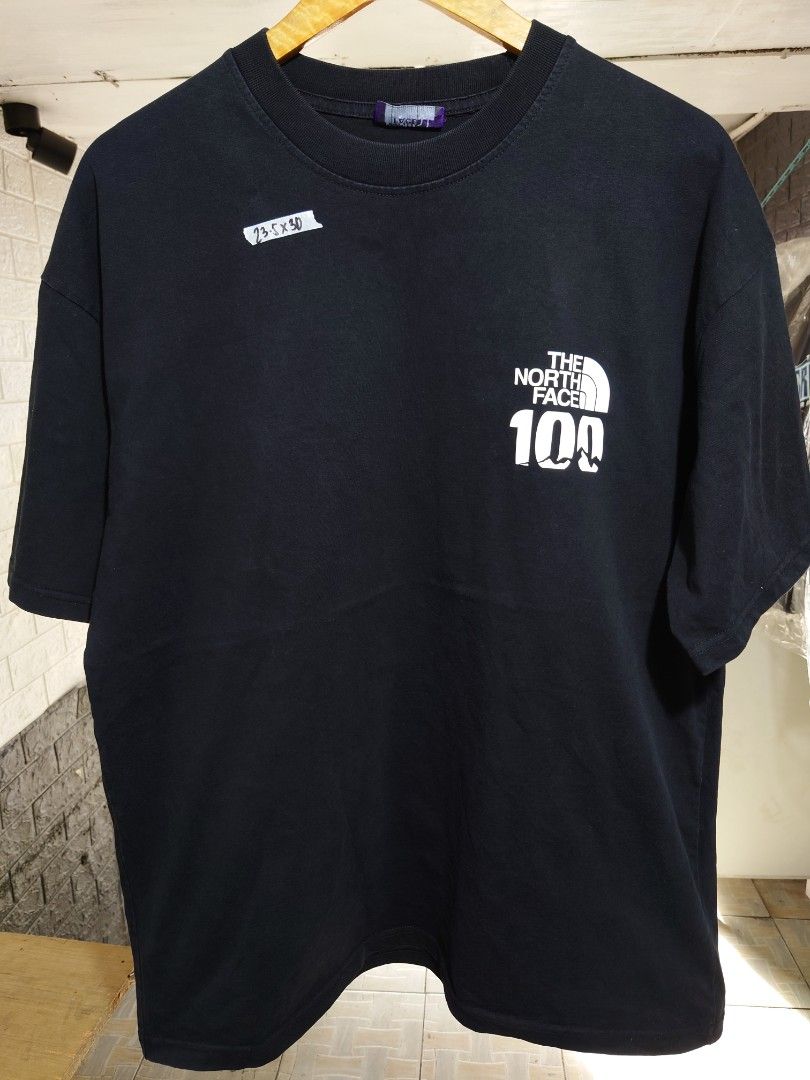The North Face (minimalist design) (Category: Tshirts & Polo Shirts ) located in Paranaque City. Submitted by emzeicool48572 (Listing ID 1469836034, Image 1). Description: Size: Large to XL (23.5x30 inch) Material: Heavy Cotton Crew Neck Color: Black color rate: 9/10 Condition: 9/10 📍Tambo Paranaque 💸Payment: Pay Maya only 📦🚚 Delivery: Lalamove or j&t (order mo book mo) No return policy Buy at your own risk Don't expect too much from this pro