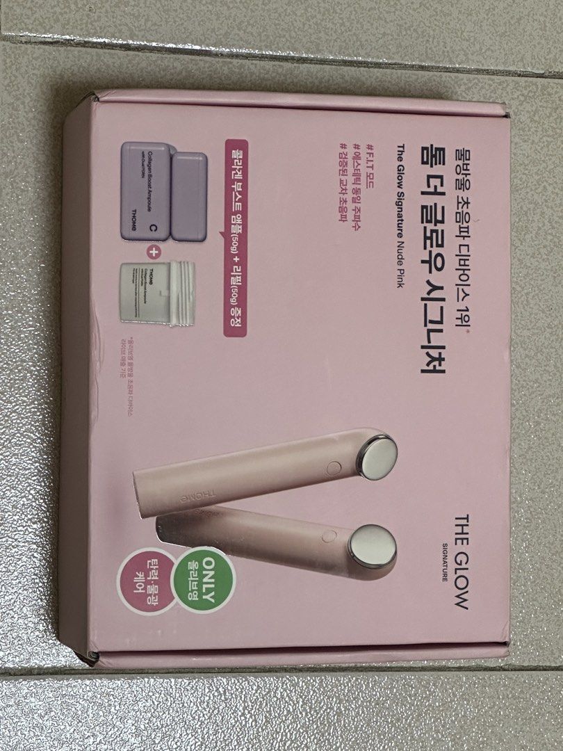 THOME The Glow Signature Set (Category: Face Care) located in Quezon City. Submitted by chan61285 (Listing ID 1469911578, Image 1). Description: Brand new and unused Includes: 50g Collagen Boost Ampoule 50g refill infused with Dual Pdrn Features 3 specialized settings: focus mode, inner mode, and tension mode Perfect for leveling up your daily K-beauty skincare routine Rfs: impulse buy. Never opened the box for the device. Shipping fee c/o buyer.
