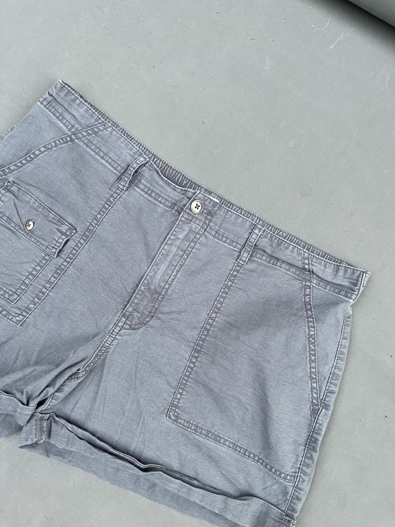 TIME&TRU DENIM SHORT (Category: Shorts) located in Quezon City. Submitted by kentstuff (Listing ID 1469906024, Image 2). Description: TIME&TRU Waist: 38-42 Length: 14 Leg opening: 14 Condition: Excellent CR: 9/10 Issue: ❌ DISCLAIMER: This is a thrifted item. All brands, logos, and trademarks belong to their rightful owners. We’re here to rehome great pieces — no brand affiliation intended.
