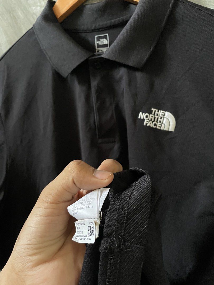 TNF (Category: Announcements) located in Magsaysay. Submitted by thrifters_thrith67 (Listing ID 1469763470, Image 3). Description: 19/26 size M.