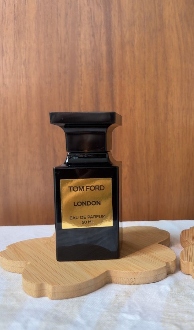 Tom Ford London 50ml VINTAGE (Category: Fragrance & Deodorants) located in Taguig. Submitted by rioperfumecollection888 (Listing ID 1469812200, Image 1). Description: Vintage, Discontinued Perfume 50ml I sprayed this 5x and kept in my collection Bought from Japan Im a collector Shipping from Pasay.