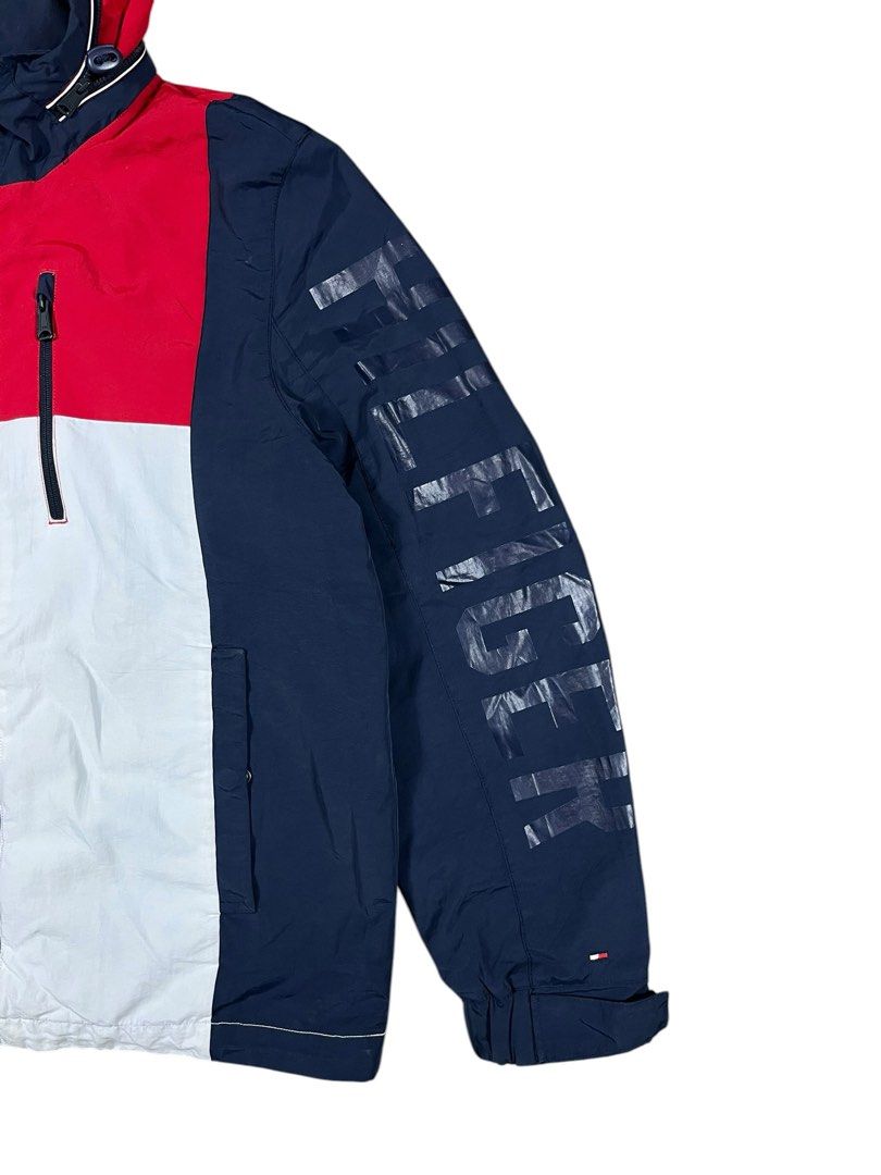 Tommy Hilfiger windbreaker jacket (Category: Coats, Jackets and Outerwear) located in Bacolod City. Submitted by piquedup.ph_v2 (Listing ID 1469929560, Image 3). Description: Tommy Hilfiger windbreaker jacket -Authentic Size: Large| 24x28 Condition: Excellent Color rate: 9.5/10 (Color may vary to lighting) Flaws: none.