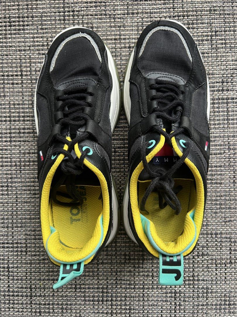 Tommy Women’s Chunky Sneakers (Category: Sneakers) located in Cainta. Submitted by vrenaussiegoods (Listing ID 1469779467, Image 2). Description: .