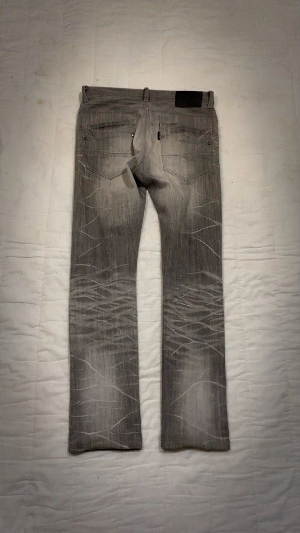 Tornado mart (Category: Jeans) located in Aloran. Submitted by cowskin_927 (Listing ID 1469865096, Image 2). Description: Tornado mart clawmarks Waist 30 Length 38 Rise 10 Hem 7 .