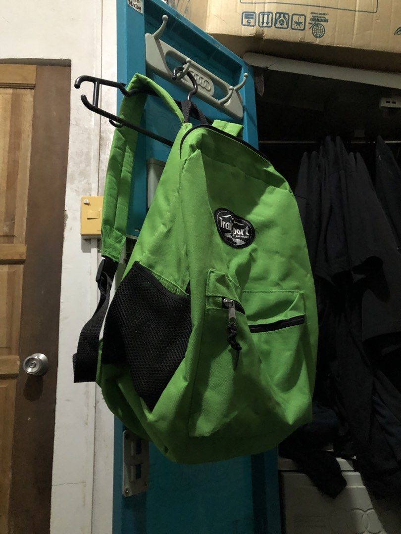 TrailSport Backpack — Lime Green (Category: Backpacks) located in San Juan, La Union. Submitted by declutteringog7 (Listing ID 1469940590, Image 2). Description: 🎒 TrailSport Backpack — Lime Green 💰 Price: ₱250 lp 📝 Details: • Brand: TrailSport • Color: Bright Lime Green with black accents • Material: Durable 600D polyester • Condition: Preloved — very good condition • No tears or major damage • All zippers working smoothly • Clean inside and 