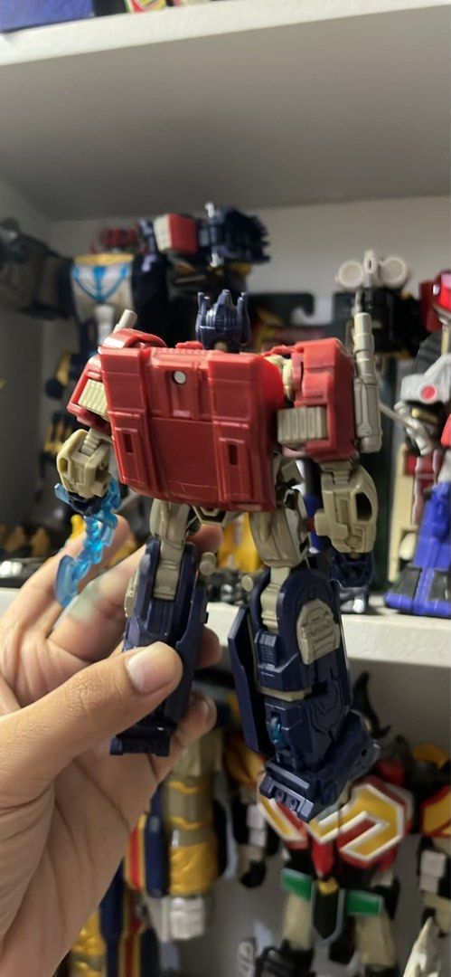 Transformers Optimus Prime and Bumblebee action figures bundle (Category: Action & Battle Toys) located in Quezon City. Submitted by tangerinewine (Listing ID 1469838422, Image 3). Description: TRANSFORMERS DELUXE CLASS Optimus Prime (TFOne) Studio Series & Bumblebee (TFAnimated) - Bundle or Each! Loose but Tight Joints ₱1800 for both ₱1000 if only one Shipping not covered Will include Box (QC AREA, open for meetup if around QC).