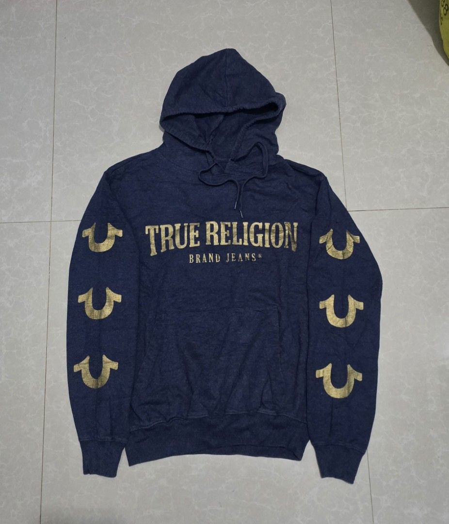 True religion hoodie (Category: Hoodies) located in El Nido. Submitted by marco.tandoc (Listing ID 1469808035, Image 1). Description: size: Medium width: 20 length: 25 no issue.