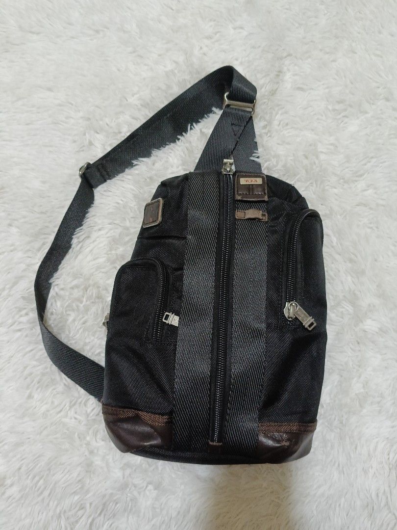 Tumi Sling Bag Black (Category: Sling Bags) located in Quezon City. Submitted by jdwoah12 (Listing ID 1469844711, Image 1). Description: - WHOLE DETAIL PICS UPON REQUEST.