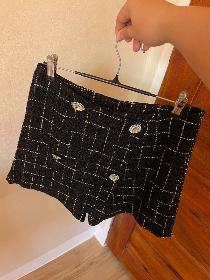Tweed Skort (Category: Shorts) located in San Luis. Submitted by revibeee (Listing ID 1469821276, Image 3). Description: FOR SALE TWEED SKORT WITH INNER LINING LIKE NEW CONDITION SIZE 26 TO 27 WAISTLINE LENGTH 13 INCHES RISE 13 INCHES LEG HOLE 12 INCHES COLOR RATE 9.5/10 SUPER NICE IN ACTUAL HIGH QUALITY FABRIC WORKING ZIPPER KINDLY CHECK THE PHOTOS FOR THE COMPLETE DETAILS ANG MINIMAL FLAW LANG IS NATANGGAL YUNG ISANG RHINESTONE NIYA NA DESIGN C