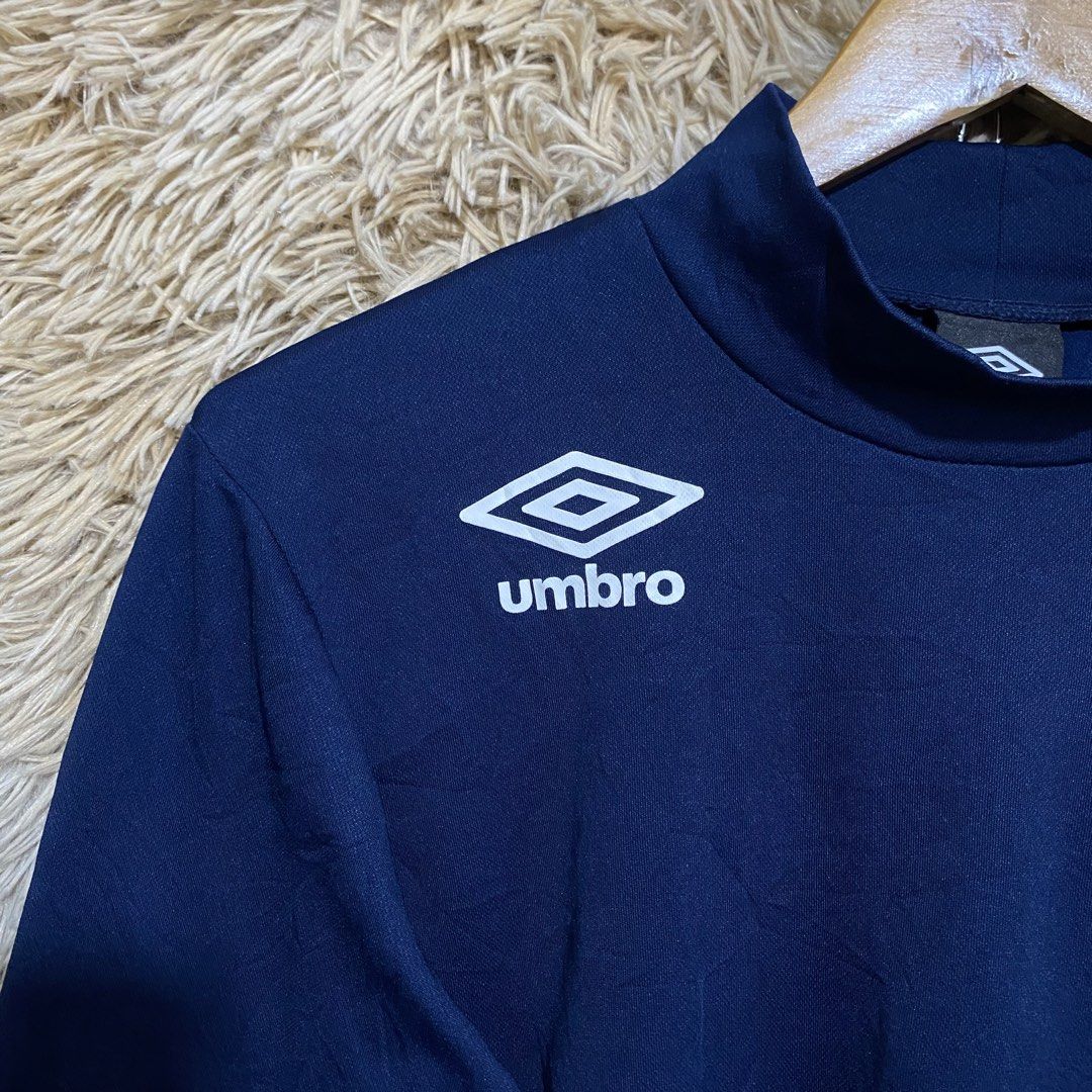 Umbro long-sleeve mock-neck / high-neck thermal inner (Category: Activewear) located in Butuan. Submitted by thriftingz143 (Listing ID 1469908873, Image 2). Description: excellent condition no issues, need wash only size medium to large.