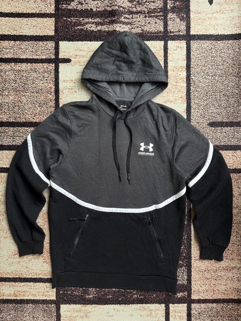 Under Armour men's athletic hoodie (Category: Hoodies) located in Abulug. Submitted by jv1122 (Listing ID 1469846557, Image 1). Description: Under Armour men’s athletic hoodie No major flaws 21x27 dimes.