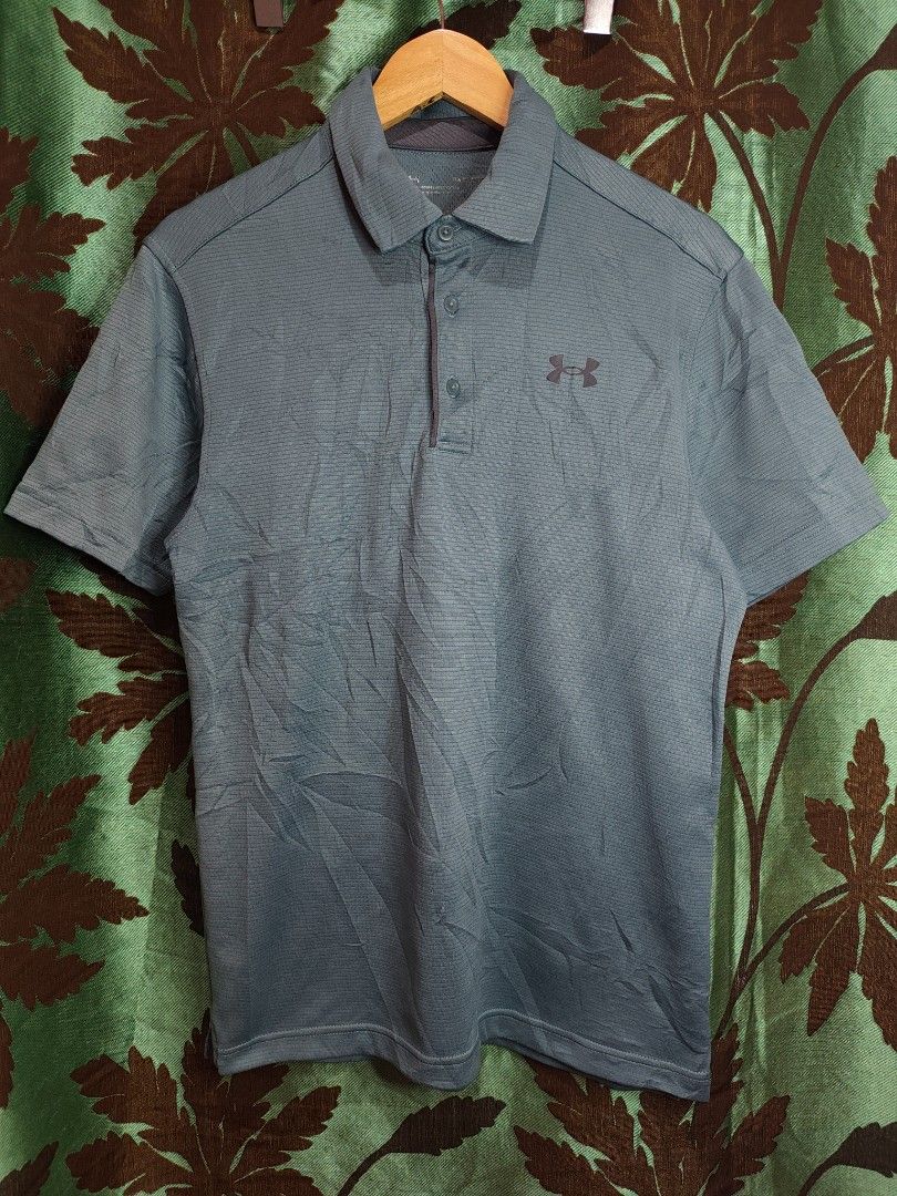 Under armour tech (Category: Tshirts & Polo Shirts ) located in Kapalong. Submitted by allencl (Listing ID 1469764381, Image 1). Description: Under armour Tech Excellent Asnew Size Small-to medium Dimes W20 L28 10/10 color rate No issue Need wash 599 shipped Mindanao loc.