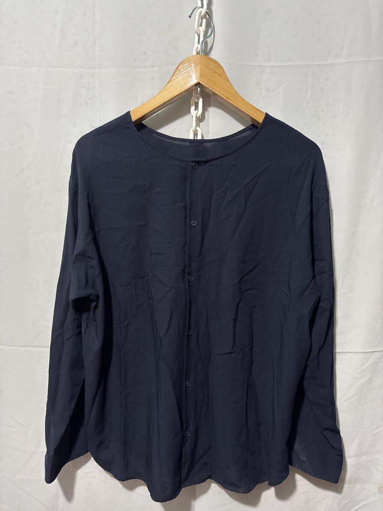 Uni Qlo Rayon Airy T Blouse (Category: Blouses) located in Tagum. Submitted by zerkinbrylethrift (Listing ID 1469833987, Image 1). Description: .