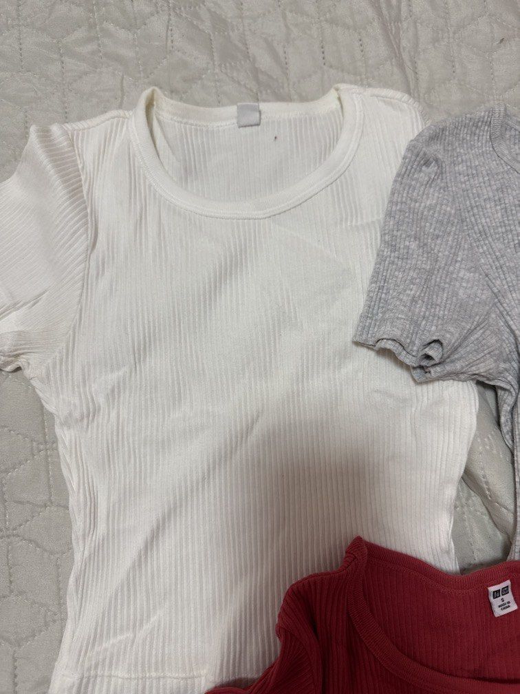 Uniglo small (Category: Blouses) located in Cabanatuan. Submitted by epicfish-db11 (Listing ID 1469836044, Image 1). Description: .