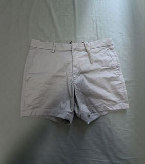 (Category: ) located in . Submitted by rare_closetcleanout (Listing ID 1469836069, Image 1). Description: .