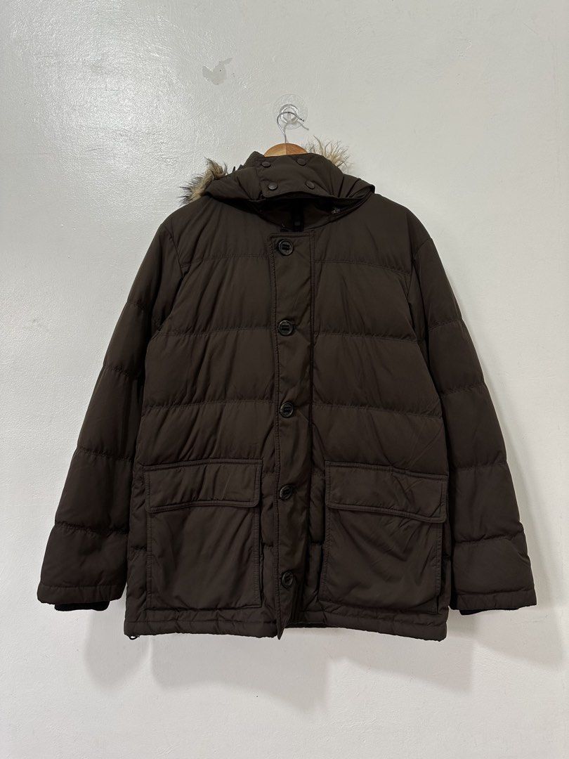 Uniqlo Brown Down Puffer Jacket Men Large (Category: Coats, Jackets and Outerwear) located in Balanga. Submitted by winterlab_ph (Listing ID 1469768334, Image 3). Description: C076 W 22 L 30.
