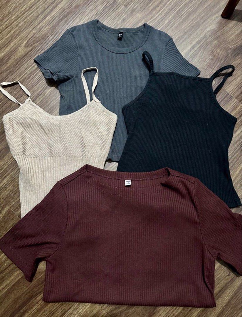 Uniqlo bundle (Category: Sleeveless) located in Manila. Submitted by brownbutterlatte (Listing ID 1469768922, Image 1). Description: 4 tops for ₱700 only! Gray (S) & Maroon (M) - Uniqlo Sleeveless tops - NA brand Tops can fit S-semi med RFS: Decluttering.