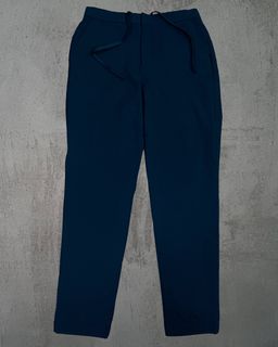 (Category: ) located in . Submitted by uniqssentials.co (Listing ID 1469914893, Image 1). Description: .