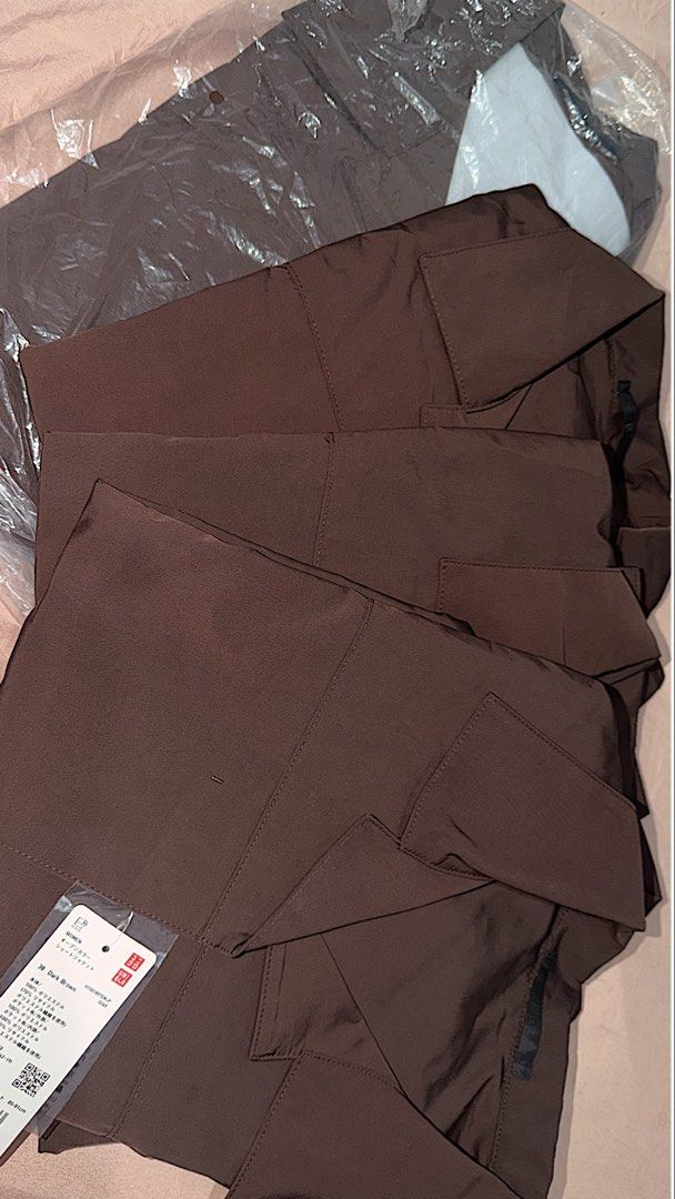 Uniqlo Open Collar Jacket (Category: Coats, Jackets and Outerwear) located in Makati City. Submitted by elyu13 (Listing ID 1469800590, Image 2). Description: Original Uniqlo Collar Jacket SRP 2,490 Selling for 1,300 only!!! Onhand and Available sizes: 1 Choco Brown XL 1 Choco Brown 2XL 1 Choco Brown Medium .