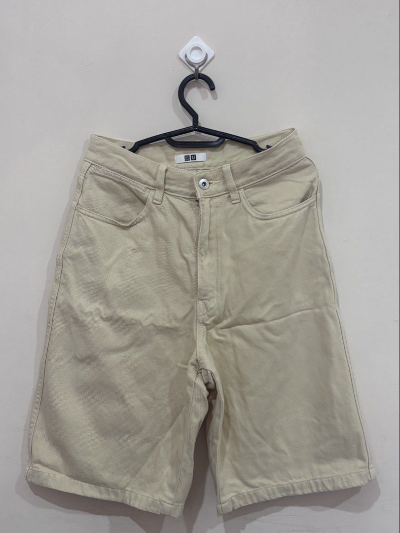 Uniqlo U Denim Bermuda Shorts (Category: Shorts) located in Taguig. Submitted by solana36 (Listing ID 1469788845, Image 3). Description: - Uniqlo U Denim bermuda shorts - Size: 24 (61cm waist) - No issue, used once - Orig price: 1,290 - SF c/o buyer 📍East Rembo, Taguig.