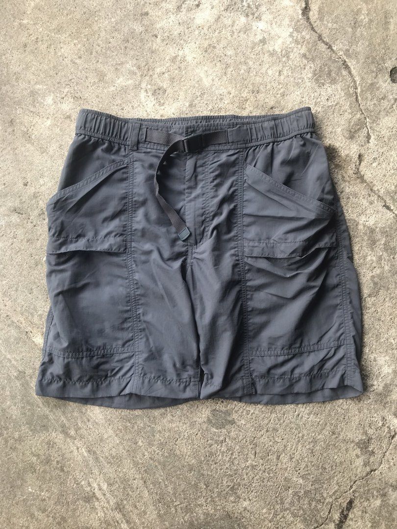 Uniqlo utility short (Category: Shorts) located in Ligao. Submitted by klaifinds (Listing ID 1469811125, Image 1). Description: Forsale Uniqlo utility short Dimes 32/19 Excellent condition 10/10 color rate 700 plus sf 📥📥📥.