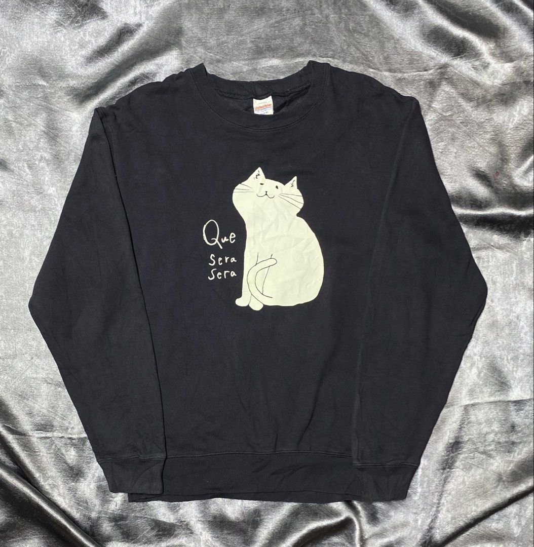 United Athle Printed Cat Sweatshirt (Category: Coats, Jackets and Outerwear) located in General Trias. Submitted by kevinthriftshop (Listing ID 1469907872, Image 1). Description: .