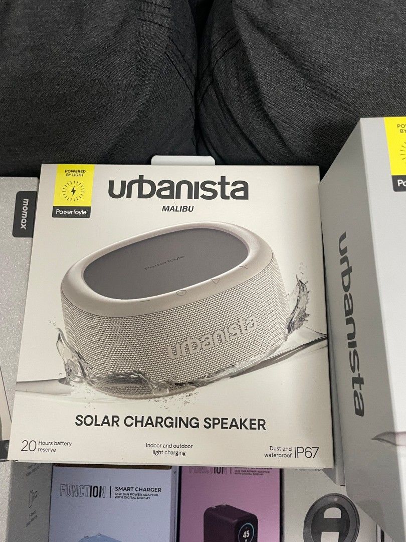 URBANISTA Malibu Solar Charging Bluetooth Speaker (Category: Soundbars, Speakers & Amplifiers) located in Manila. Submitted by badiong (Listing ID 1469866451, Image 1). Description: .