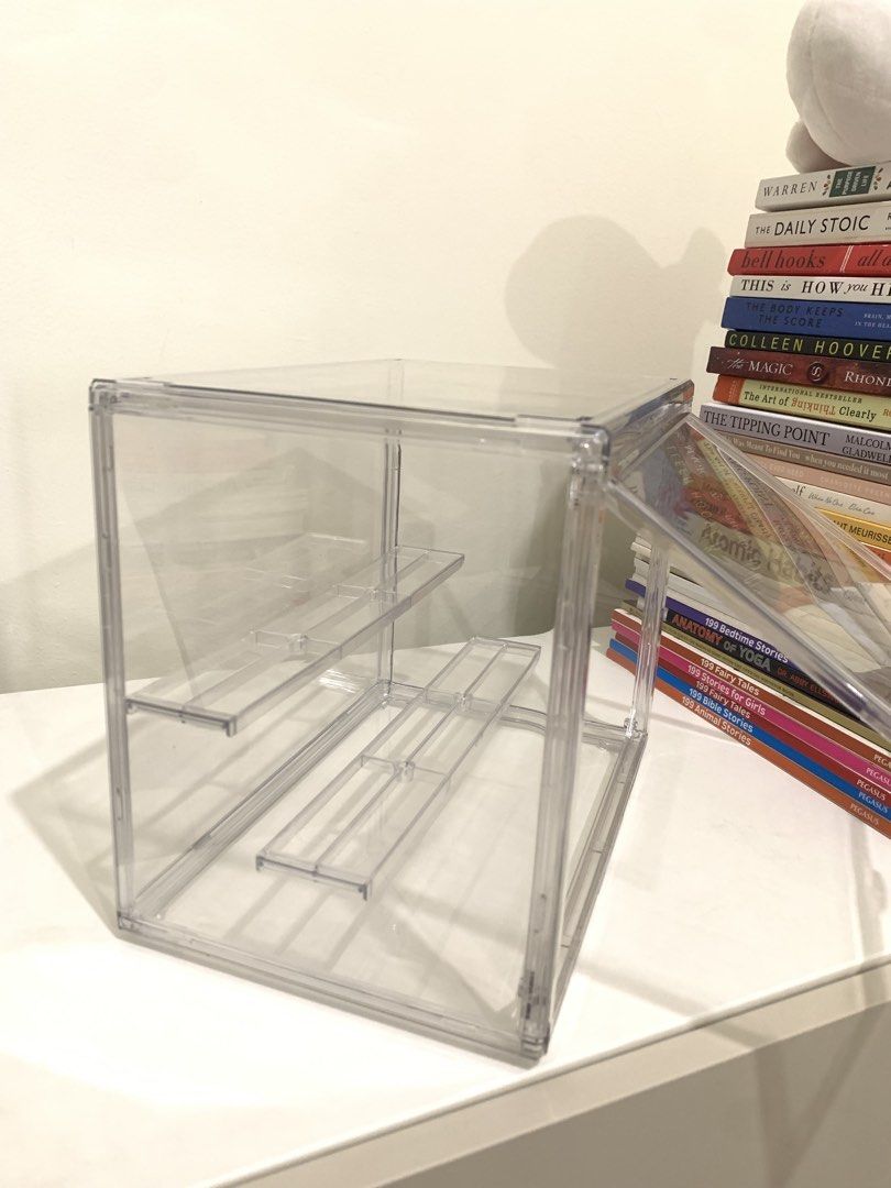 UUOO Acrylic Display Case Box Popmart Storage Organizer Small 3 Layers (Category: Storage Boxes & Baskets) located in Pasig City. Submitted by lovedbyri (Listing ID 1469831415, Image 2). Description: - Crystal clear acrylic display box for figurines and blind boxes - Dimensions: 27 x 18 x 22 cm - Convenient front door opening with 3 internal display layers - Stackable design to keep your collection organized - Dust-free protection for your shelf 