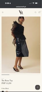 (Category: ) located in . Submitted by style_me_now (Listing ID 1469810003, Image 1). Description: .