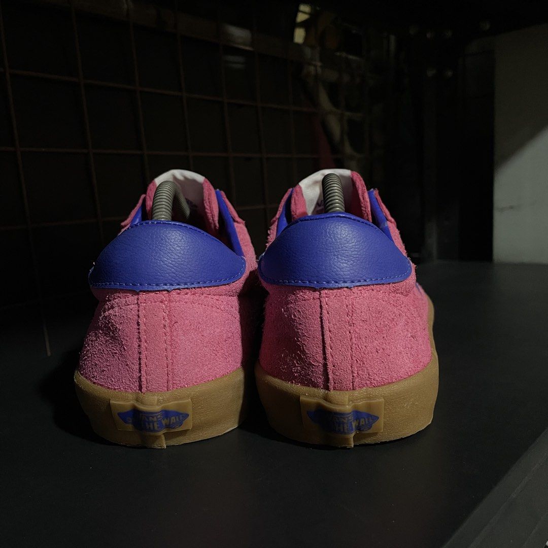 Vans Sport Low Pink Blue (Category: Sneakers) located in Quezon City. Submitted by rezzle_ (Listing ID 1469879633, Image 3). Description: VANS SPORT LOW SIZE 10 MENS USED NO BOX!.