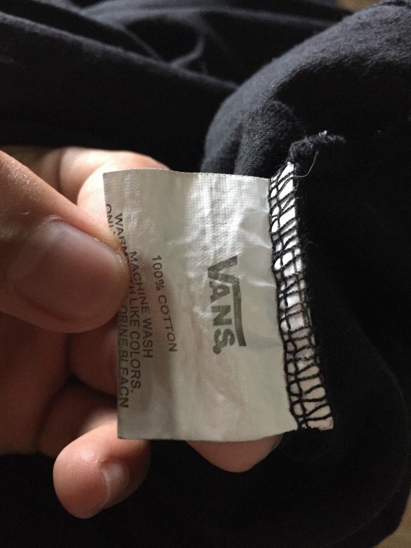 Vans t shirt (Category: Tshirts & Polo Shirts ) located in Calabanga. Submitted by oc_drip_ph. (Listing ID 1469827582, Image 3). Description: .